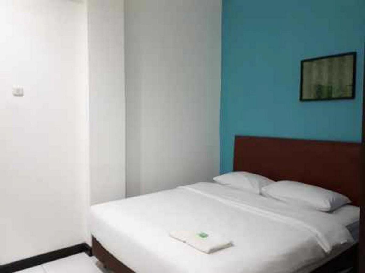 Reddoorz At Hotel Rumberpon Sorong Exterior photo